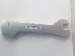 Shimano FC-M590 Kettenblatt 9-fach -Shimano-Shop shimano nippelspanner fuer wh 7850